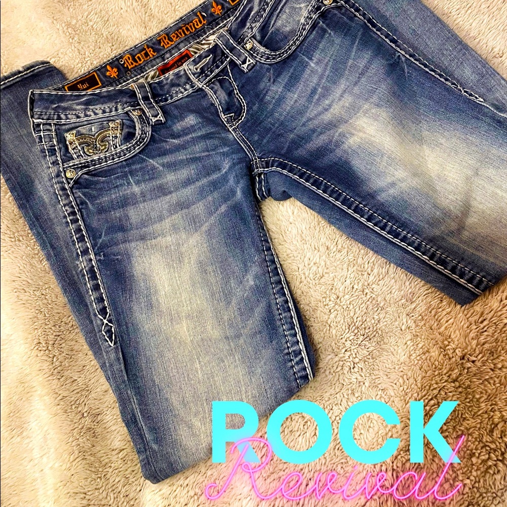 Women Rock Revival jeans. Great condition!
